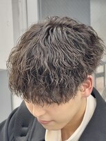 オーバル ジングウマエ(OVARL jingumae) 縦落ちツイストスパイラル