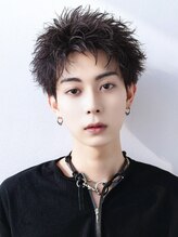 爽やかでクールなアップバング！men's/シャドウパーマ/フェザーパーマ/ニュアンスパーマ/シャドウパーマ