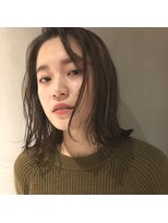ヘアー アイス ルーチェ(HAIR ICI LUCE) ナチュラル 切りっぱなしボブ セミウエット
