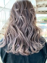 ドレ(DORE)&nbsp;ホワイトグレージュ【バレイヤージュ、ロング】