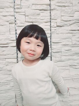 ラカレテラ(la carretera) 重めのボブヘア