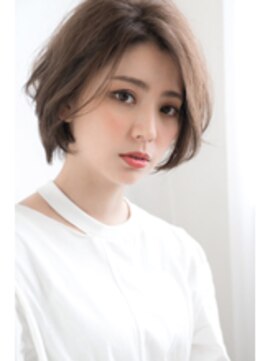 トッカ 浅草店(tocca) スタイリッシュ丸みショート☆浅草