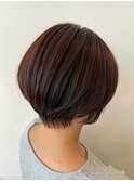 大人可愛い前下がりひし形小顔ボブゆったりショート