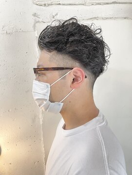 カゼ ダイカンヤマ Kaze DAIKANYAMA ウェービーショート