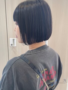 ラ ファブリック 草加(LA FABRIQUE) 黒髪ボブ　ぱつっとボブ　コンパクトボブ　草加