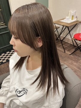 ギャビー(GABBY) カット こめかみ隠し