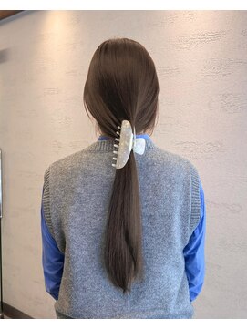 ネイヴィル オモテサンドウ(navile omotesando) オリーブブラウンで透明感たっぷりカラー