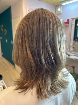 ヘアースペース グリーン(Hair space GReeN) ミディアムウルフ