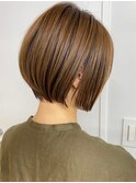 大人女子のショートカットウェットヘア髪質改善・縮毛矯正