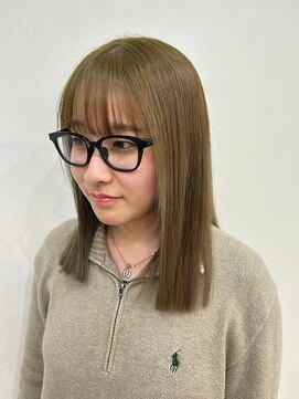ヘアーアンドエステ ハラダ 滝ノ水店(Hair&Esthe Harada) 切りっぱなしセミロング/オリーブベージュ