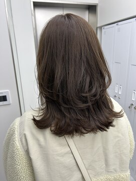 ビューナゴヤ 名駅(VIEW NAGOYA) 黒髪/ボブルフ/小顔/外ハネレイヤー/レイヤーカット/外ハネ