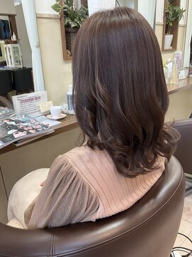 コアフィールフィス(COIFFURE fils) 【見附　今町】上品なロングスタイル　M3D