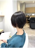 イメチェン/ブルーブラック/外ハネボブ/美髪/刈り上げショート