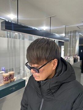 キング(K!ng) 縮毛矯正髪質改善ハイライトレイヤーカット枚方美容室エクステま