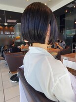 フロア(FLOOR)&nbsp;黒髪×前下がりショートボブ