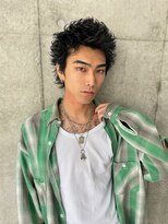 ココンプリュス アンド モナ(COCON+&MONA+)&nbsp;黒髪スパイキーパーマ