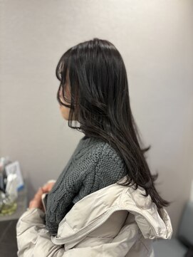 レンネ(Renee) 色気ロングヘア×顔周りくびれレイヤー