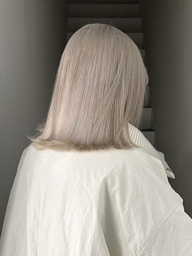 サイ(sai) 前髪/アンブレラカラー/こなれミディ/イメチェン/ウェーブパーマ