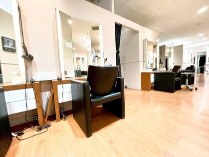 モッズ ヘア 銀座店(mod's hair)の写真