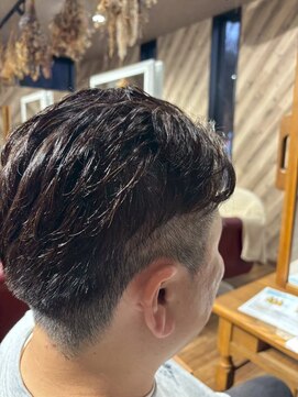 ルネッサンスヘアー ラファエロ(RAFFAELLO) フェザーショート