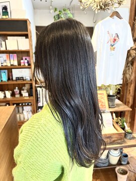 ボタニカ(Botanica) レイヤーカット/ロングレイヤー/透明感カラー/20代/30代