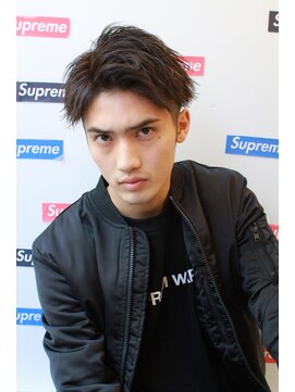 シン(syn) cut3600円グランジミディアムスマートマッシュイメチェンシ