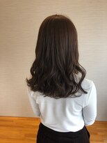 アカラ ヘアー akala ｈair&nbsp;ゆるふわロング