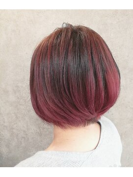 ヘアアンドスパ メロウ(hair and spa mellow) ピンクバレイヤージュ ショートボブ