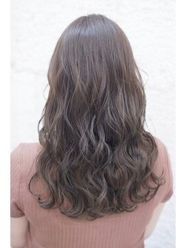 ティンク 天神(Tink) フォギーベージュ/王道／ロング/ツヤ感