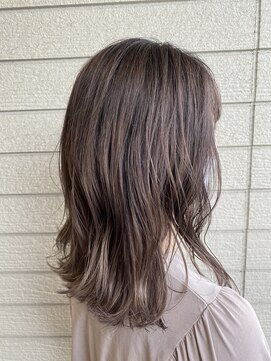 ベンティ(Venti) ミディアム×ラベンダーベージュ