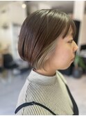 ホワイトベージュイヤリングカラー