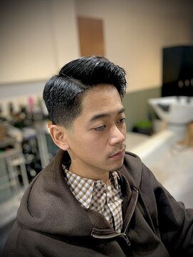 秋元理髪 barberスタイル　テーパーフェード