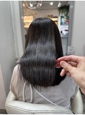 30代40代からミセスまでつやと潤いストレート美髪で若見えロング