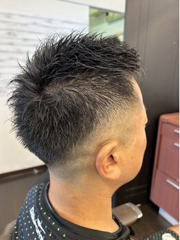 エスフィール 富沢店(S.feel)の写真/【メンズカット（シャンプー＋シェービング込）3300円～★】お手頃価格でこまめに通えて、髪も肌も整う!