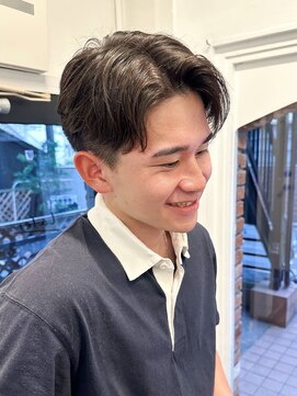 ラレイ ハラジュク(Lalei harajuku) 【白石】センターパート/韓国メンズヘア