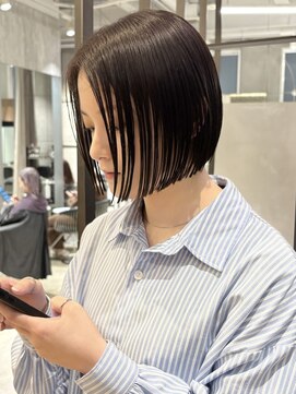 ローマー(ROAMER omotesando) 丸くならないボブ