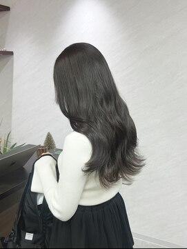 トーン(tone) グレージュヘア×韓国風くびれレイヤー