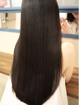 ラック 海老名店(LUCK)の写真/オージュアサロンならではの特別な体験！髪に優しく、艶やかなストレートヘアに。極上のTRで憧れ美髪へ