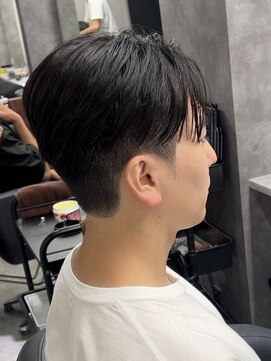 アイトーキョー 池袋(AI TOKYO) OMI登坂広臣さん風黒髪ナチュラルセンターパート