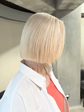 カート バイ デコ(Kurt by DECO) 抜きっぱなしブロンド