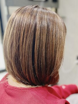 ヘアーサロンエー 美容師研究所(Hair Salon A 美容師研究所) 白髪ぼかしハイライト