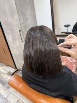 ファム(fam.) synergy・ハーツ商材の髪質改善ストレート