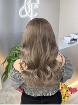 アンドティグルトウキョウ 池袋(&.TIGRE TOKYO)&nbsp;ミルクティーベージュ×韓国風ロング