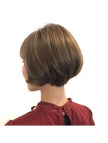 キーゼル(Kiesel)&nbsp;デイジー風ミニボブ