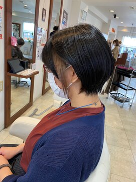 ジャスト ヘア アネックス 久里浜店(just hair ANNEX) 【just hair 京急久里浜】ショートボブ/イヤリングカラー