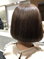 ピリオド(period.)&nbsp;脱白髪染めハイライト/ワンレンボブ