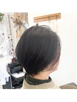 サボ(SAVO)&nbsp;インナーカラーショートボブ