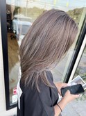 ハイライトレイヤーカットブリーチダブルカラーミディアム