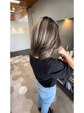 アン シュシュ(un chouchou) 大人の為のケアハイライトデザイン