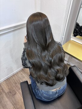 イオエ(ioe) 前髪/アンブレラカラー/こなれミディ/イメチェン/ウェーブパーマ